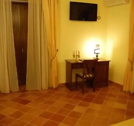 Palazzo Mascambruno Guest House Cariati Exterior photo